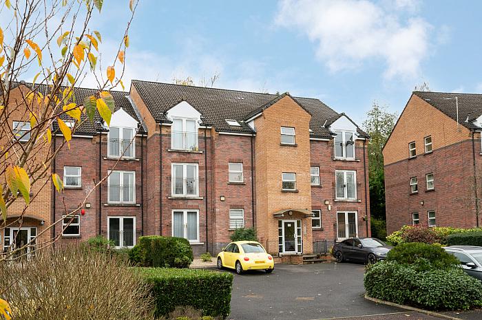 15 Minnowburn Mews, Belfast