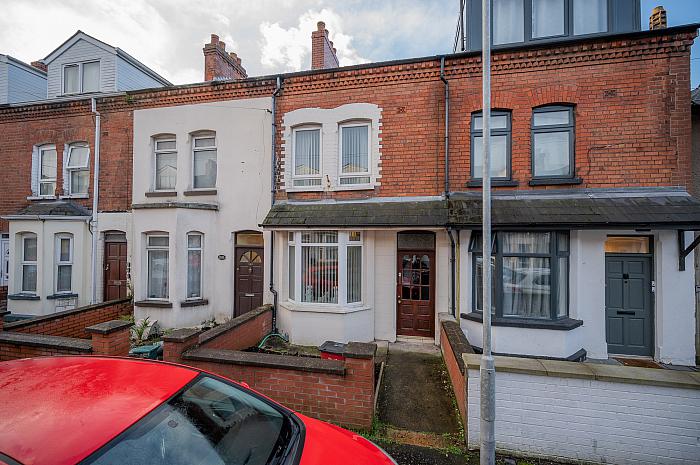 162 Dunluce Avenue, Belfast